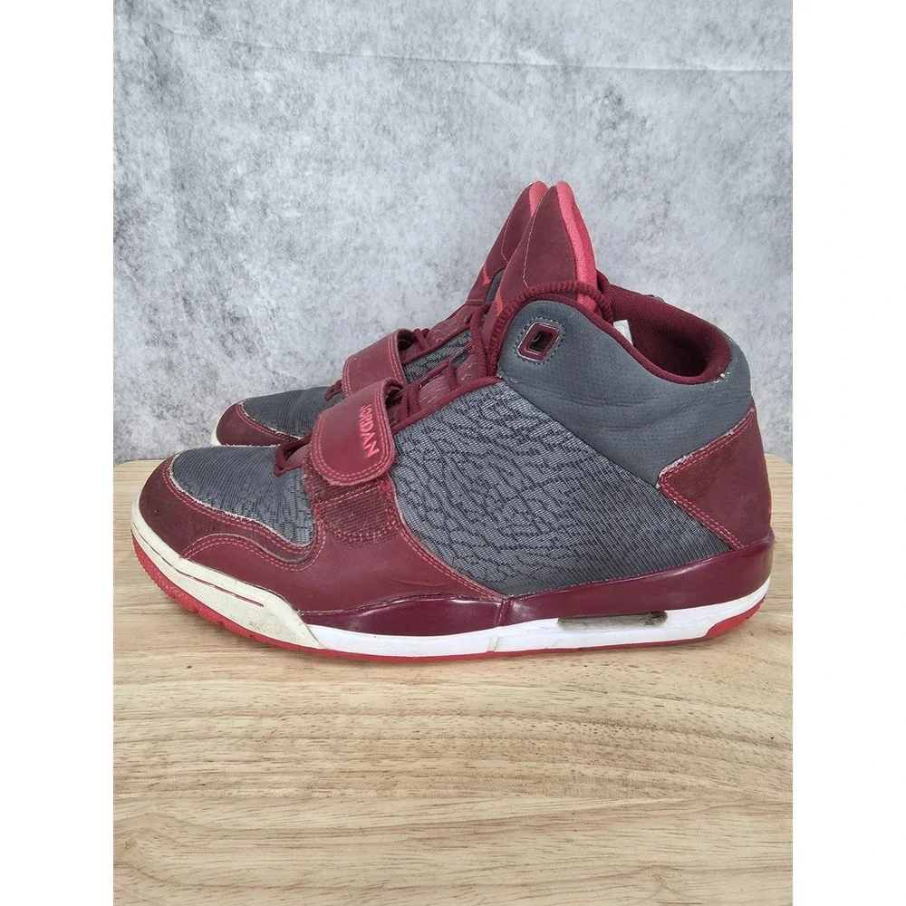 Air Jordan Flight Club 90s Basketball Shoes Mens 10.5 Gray Fusion Red Sneakers